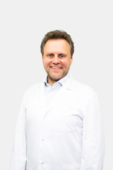 Родов Андрей Львович — стоматолог-ортопед